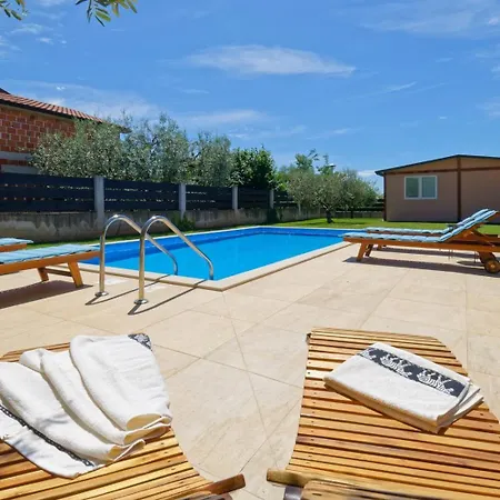 Apartament Maritea By Rent Istria